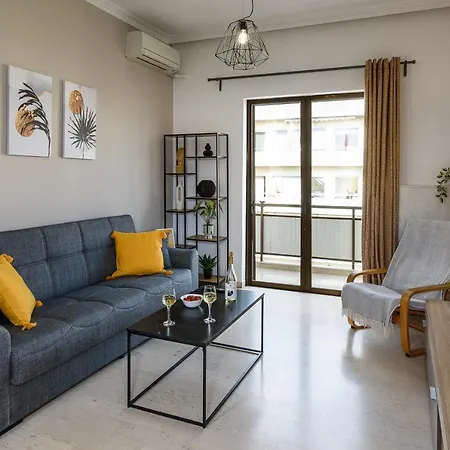 Central Apt. With Parking - 3 Min From Old Port Chania  Exterior photo
